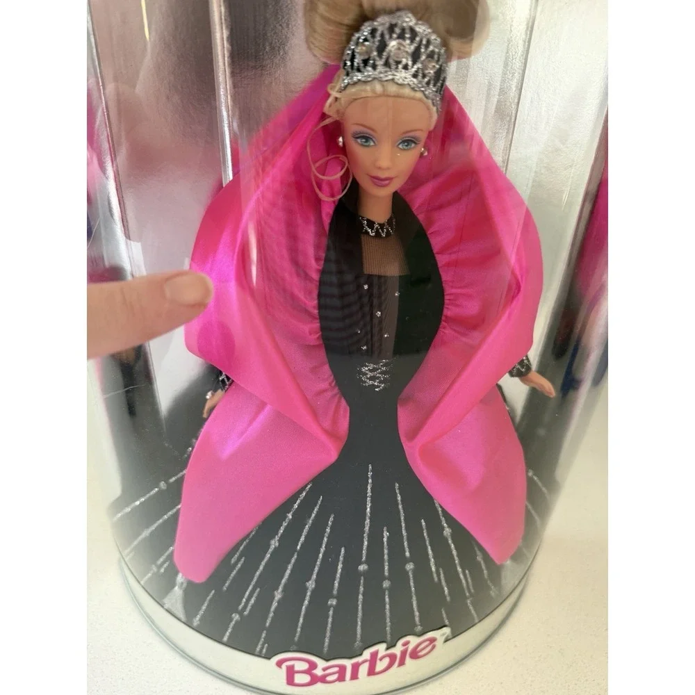 Brand New Vintage 1998 Happy Holidays Barbie Collectible Pink Black Rare Error
